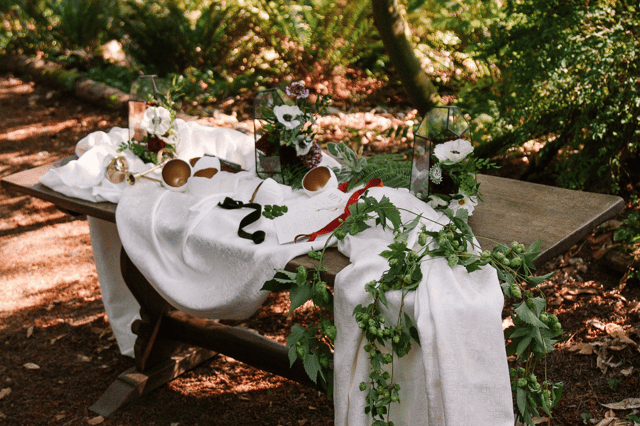Secret Garden Image_Linen.png