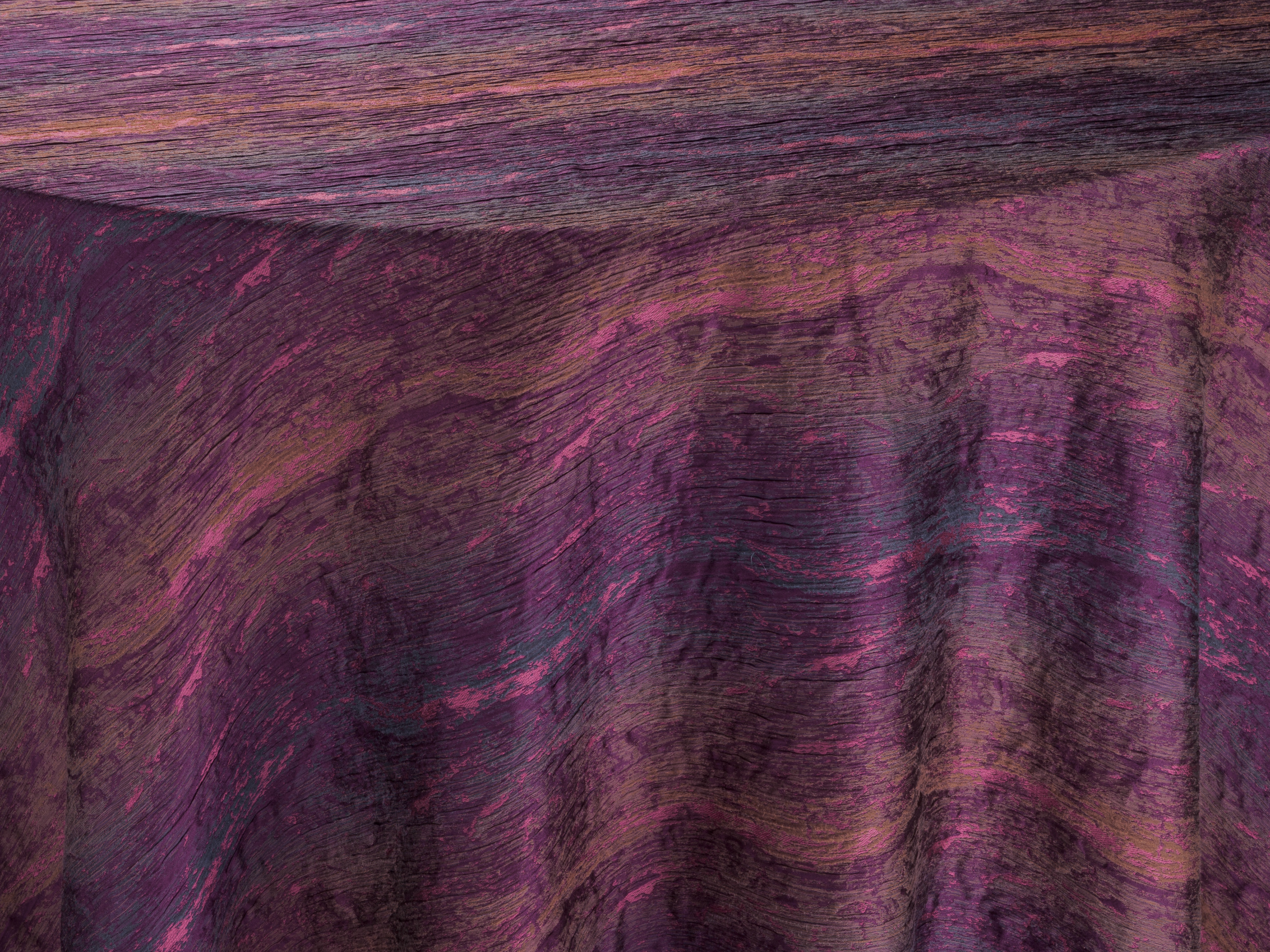 aubergine-marble